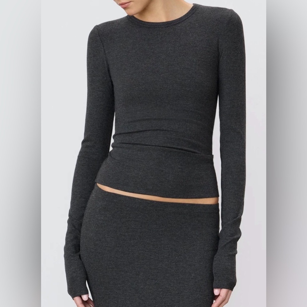 ÉTERNE Charcoal Long Sleeve Fitted Top Size S Slim Fit Rayon Stretch NWT
